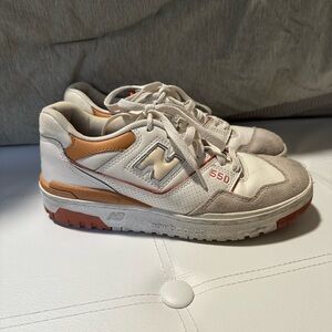 Women’s New Balance 550’s Size 8
